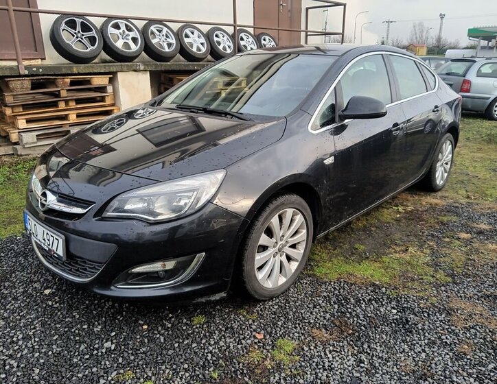 Opel Astra Sedan 1,4 l 103 kw