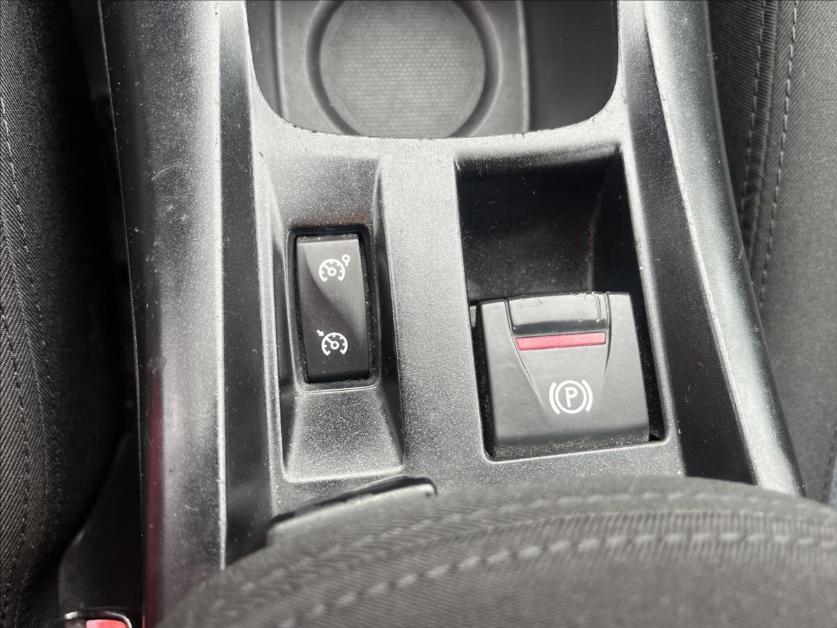 Renault Laguna Liftback 1,5 l 81 kw