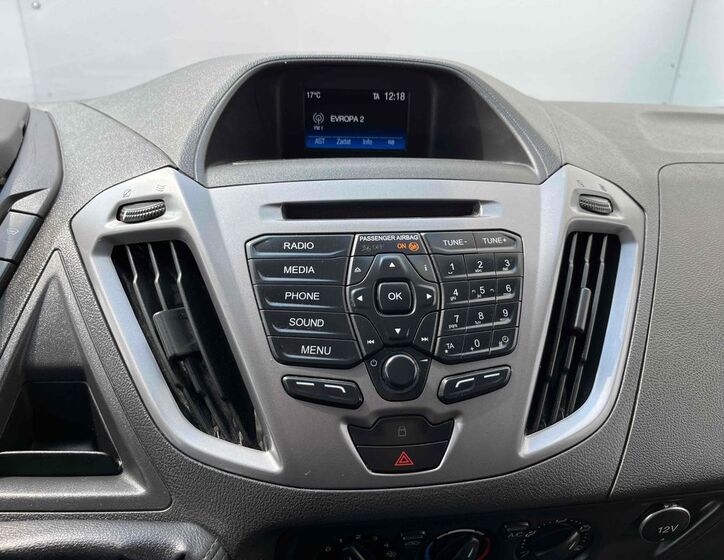 Ford Transit Custom 10