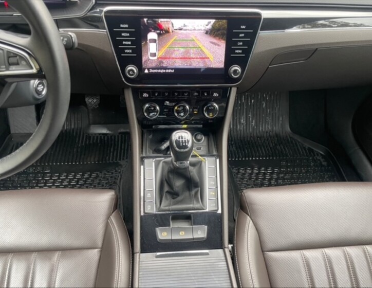 Škoda Superb 10
