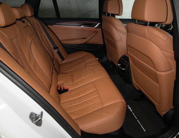 BMW Řada 5 Kombi 3,0 l 245 kw