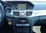 Mercedes-Benz Třídy E Sedan / Limuzína 2,1 l 125 kw