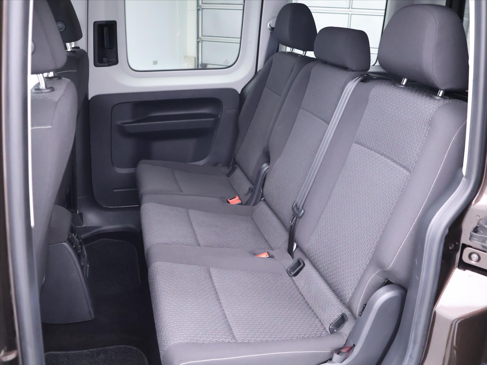 Volkswagen Caddy Kombi 2,0 l 75 kw