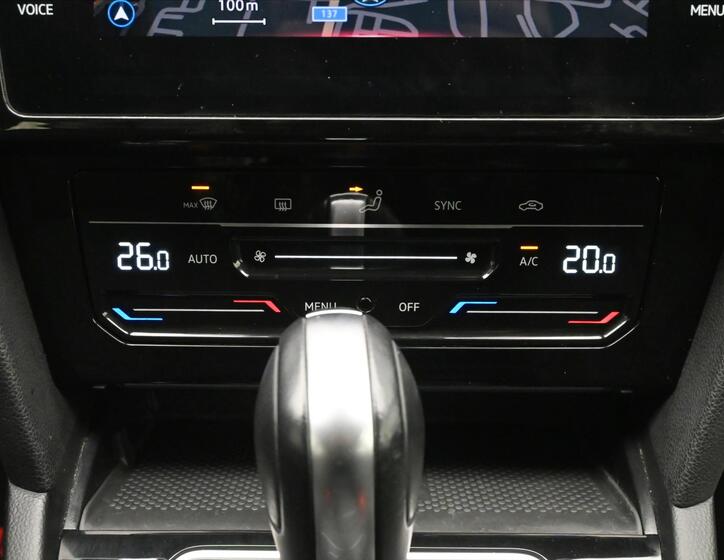 Volkswagen Passat 22