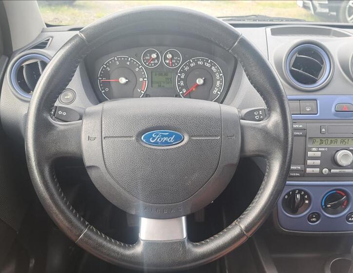 Ford Fiesta 10