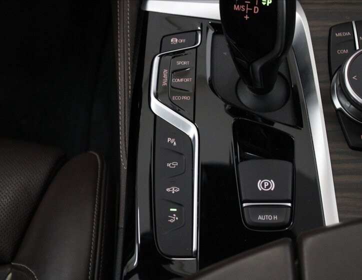 BMW Řada 6 Liftback 3,0 l 235 kw