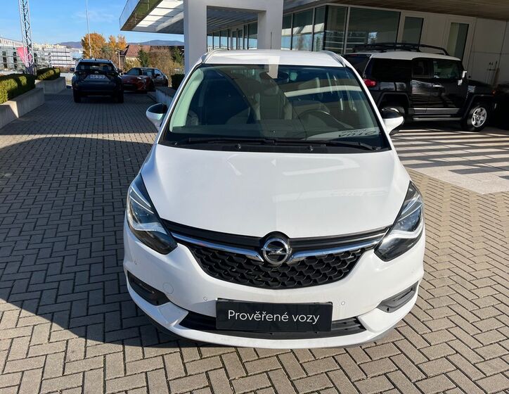 Opel Zafira 9
