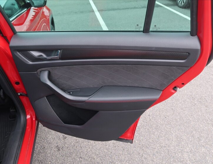 Škoda Kodiaq SUV / Terénní 2,0 l 176 kw