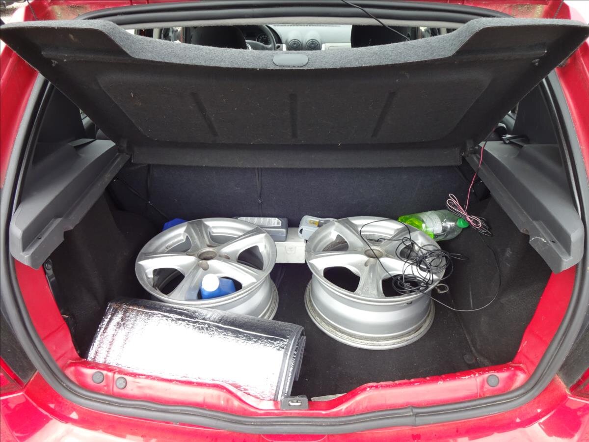 Dacia Sandero Hatchback 1,4 l 55 kw