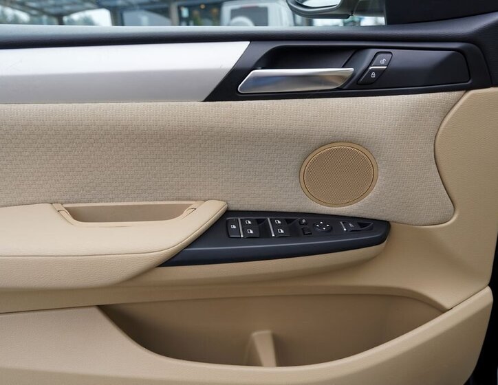 BMW X3 SUV / Terénní 2,0 l 110 kw