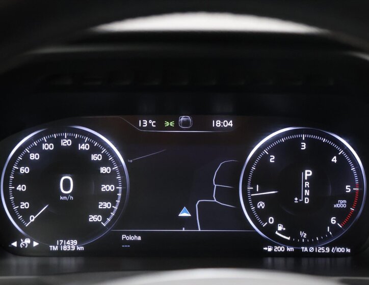 Volvo XC90 SUV / Terénní 2,0 l 173 kw