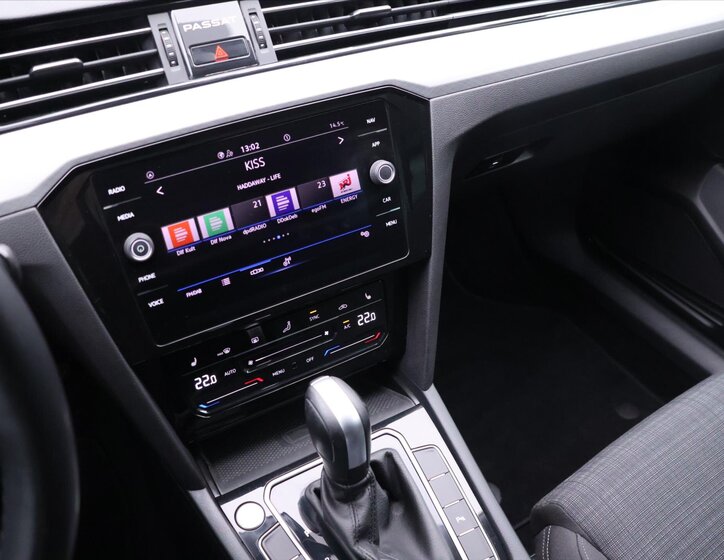 Volkswagen Passat Kombi 2,0 l 110 kw