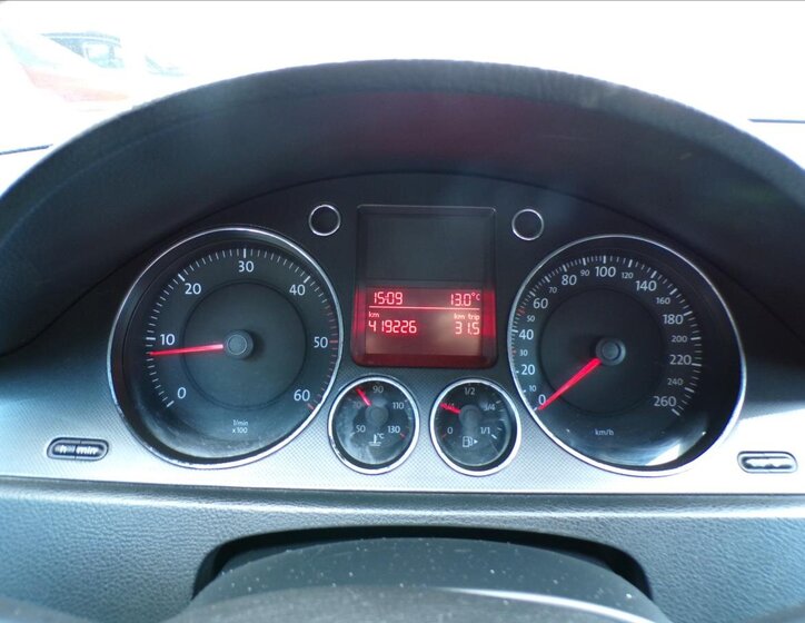 Volkswagen Passat Kombi 1,9 l 77 kw