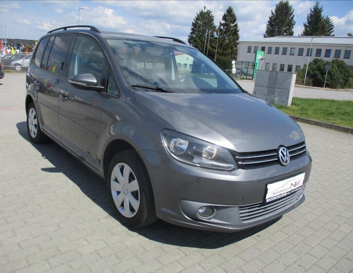 Volkswagen Touran 6