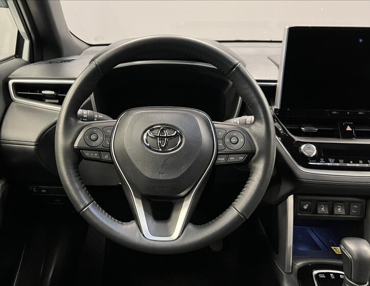 Toyota Corolla Cross 5