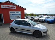 Peugeot 206 Hatchback 1,4 l 50 kw