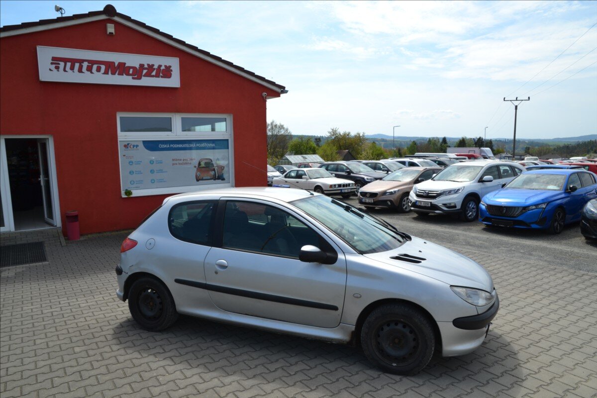 Peugeot 206 Hatchback 1,4 l 50 kw