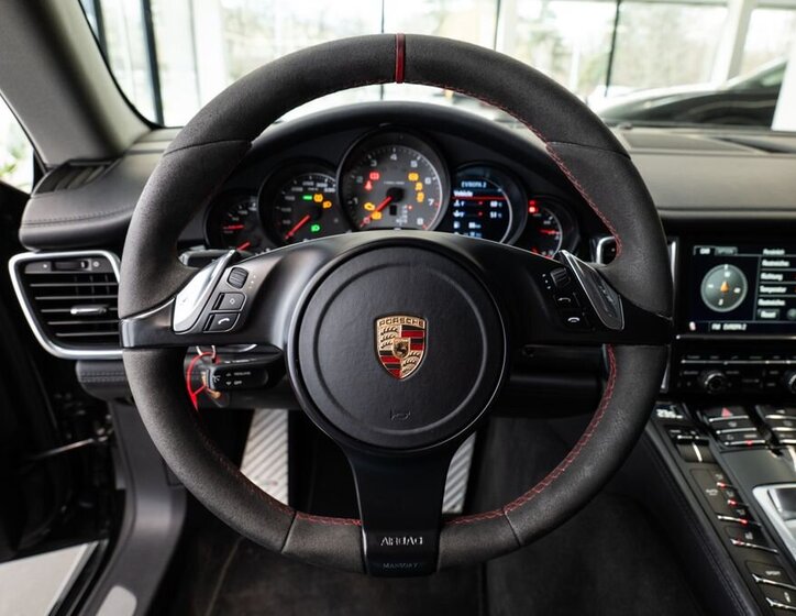 Porsche Panamera Sedan 4,8 l 294 kw