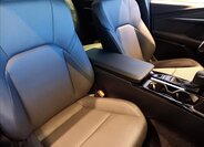 Toyota Camry Sedan 2,5 l 169 kw