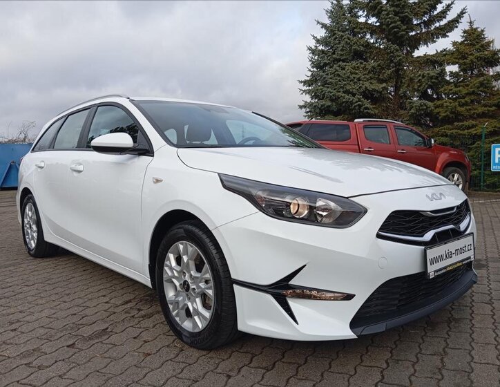 KIA Ceed Kombi 1,5 l 118 kw