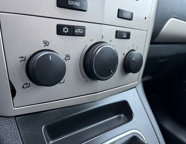 Opel Zafira MPV 1,9 l 88 kw