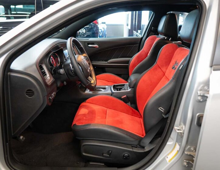 Dodge Charger Sedan 6,4 l 362 kw