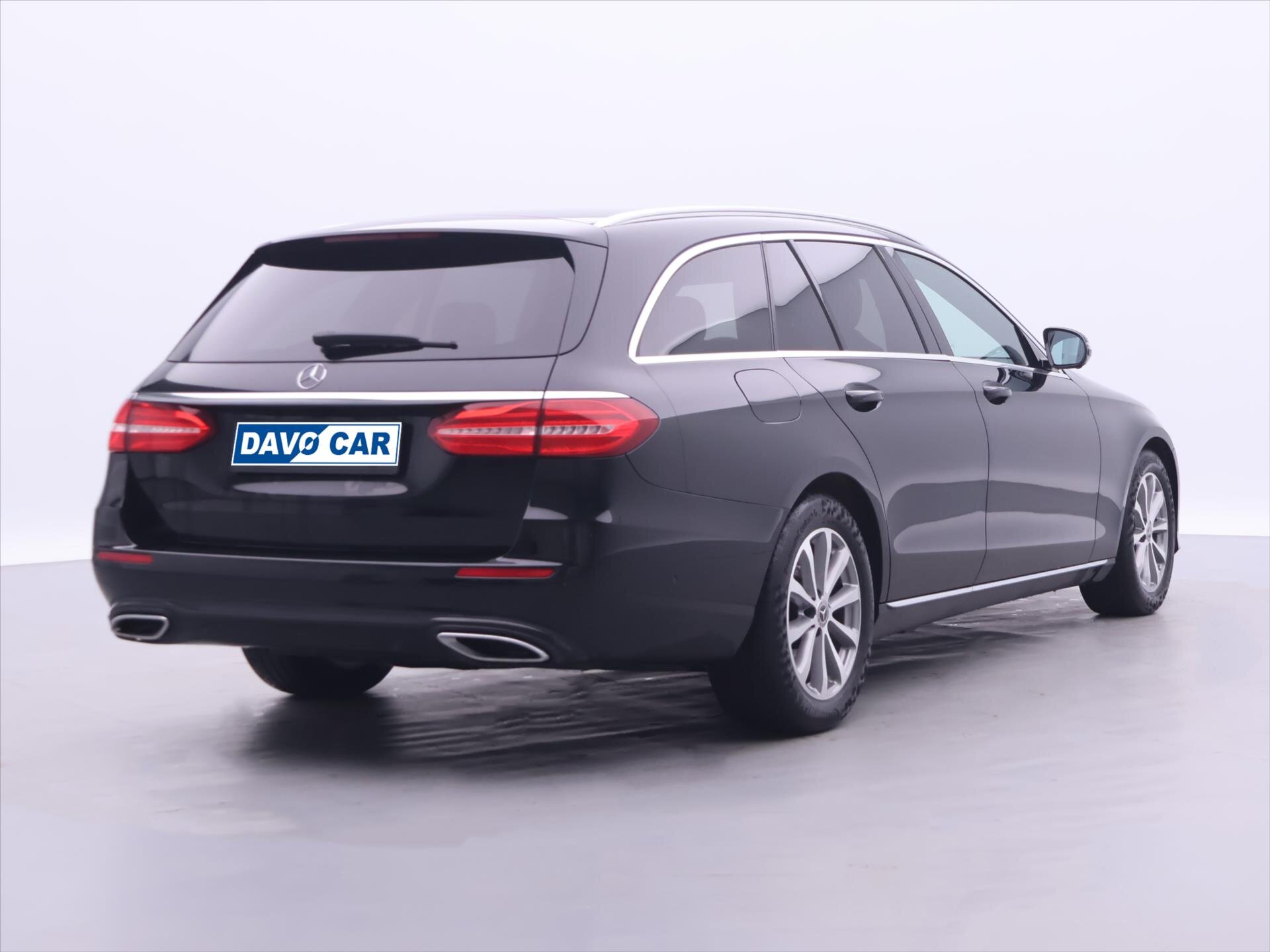 Mercedes-Benz Třídy E Kombi 2,0 l 143 kw