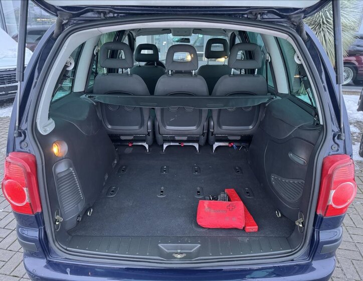 Volkswagen Sharan Kombi 1,9 l 96 kw