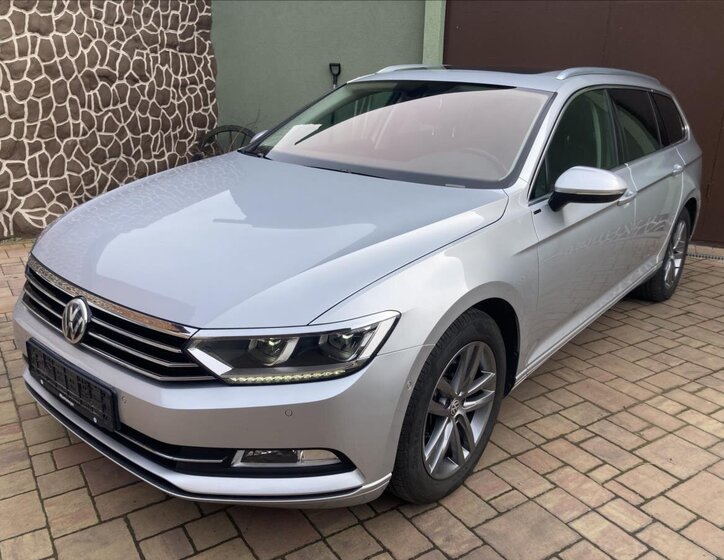 Volkswagen Passat Kombi 1,4 l 110 kw