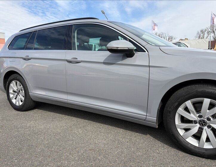 Volkswagen Passat Kombi 2,0 l 110 kw