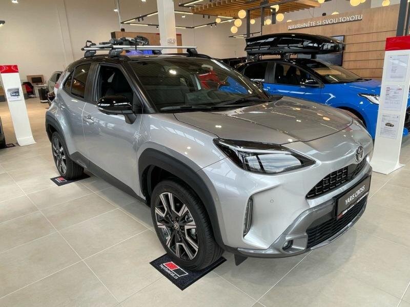 Toyota Yaris Cross SUV 1,5 l 68 kw