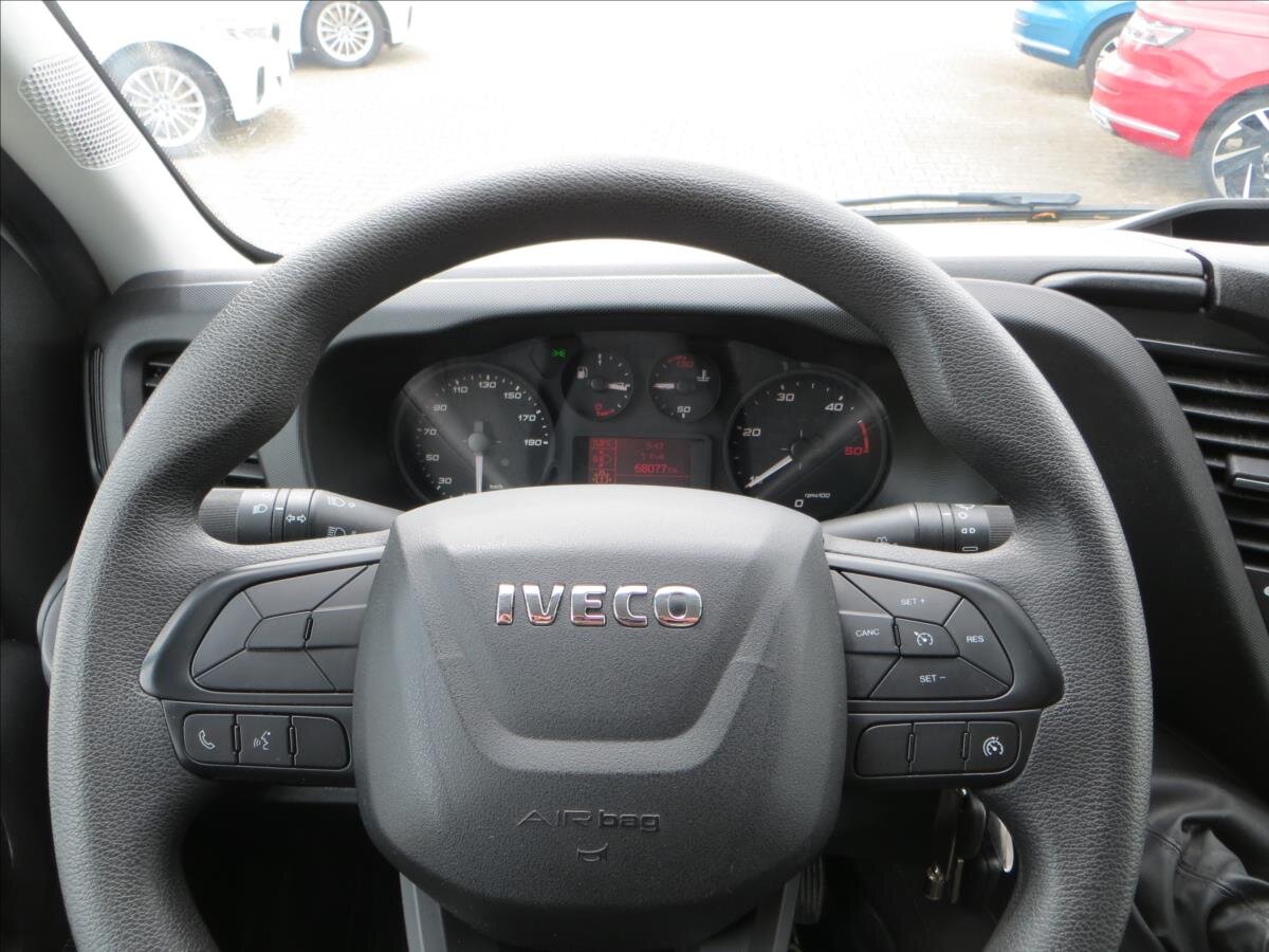 Iveco Daily Skříň 3,0 l 100 kw