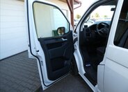 Volkswagen Multivan 19