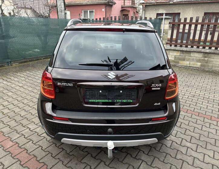 Suzuki SX4 Hatchback 1,6 l 88 kw