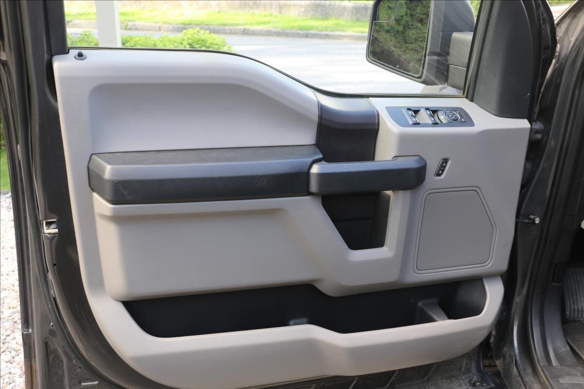 Ford F-150 Pick-up 5,0 l 287 kw