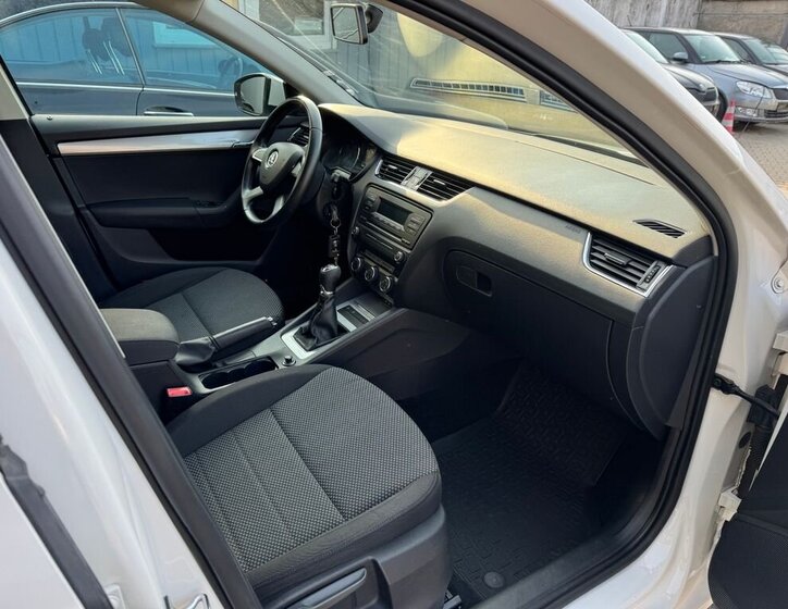 Škoda Octavia Kombi 1,2 l 77 kw