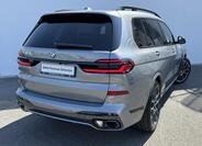 BMW X7 2