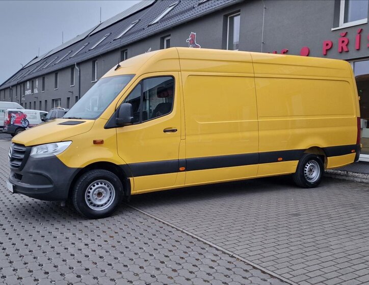 Mercedes-Benz Sprinter Skříň 2,1 l 105 kw