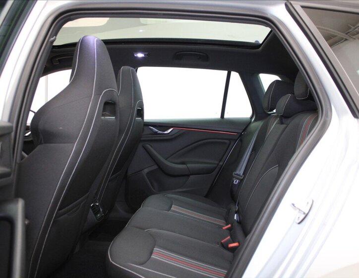 Škoda Kamiq SUV / Terénní 1,5 l 110 kw