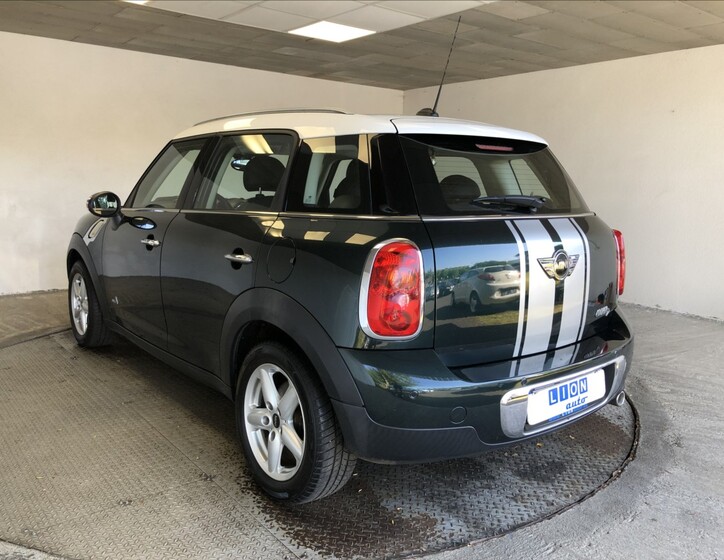 Mini Countryman 7