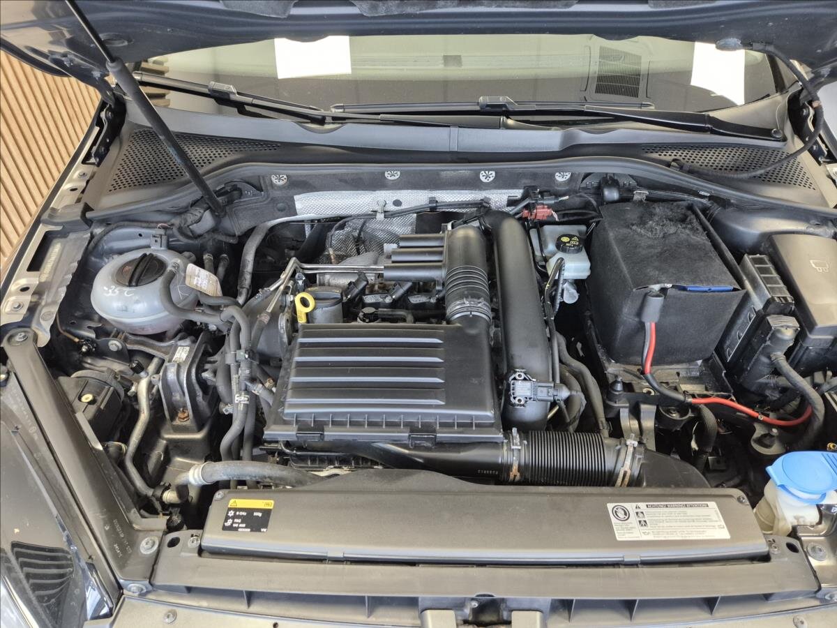 Volkswagen Golf Hatchback 1,2 l 81 kw