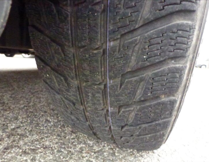 Mitsubishi Outlander SUV / Terénní 2,0 l 103 kw