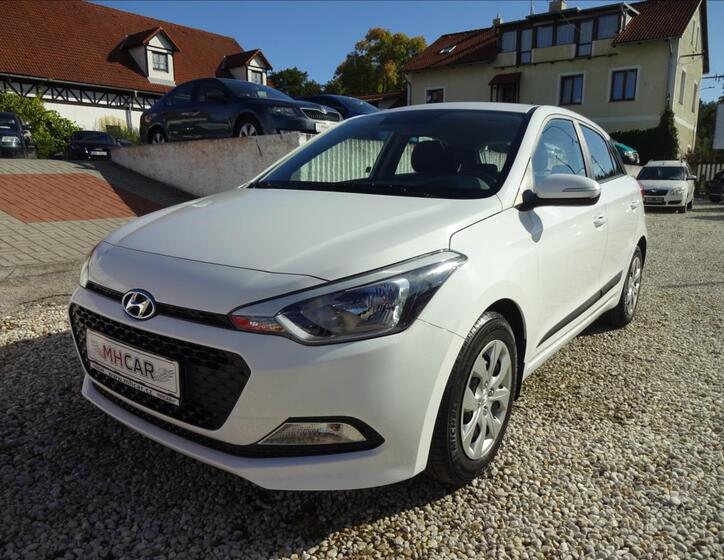 Hyundai i20 3