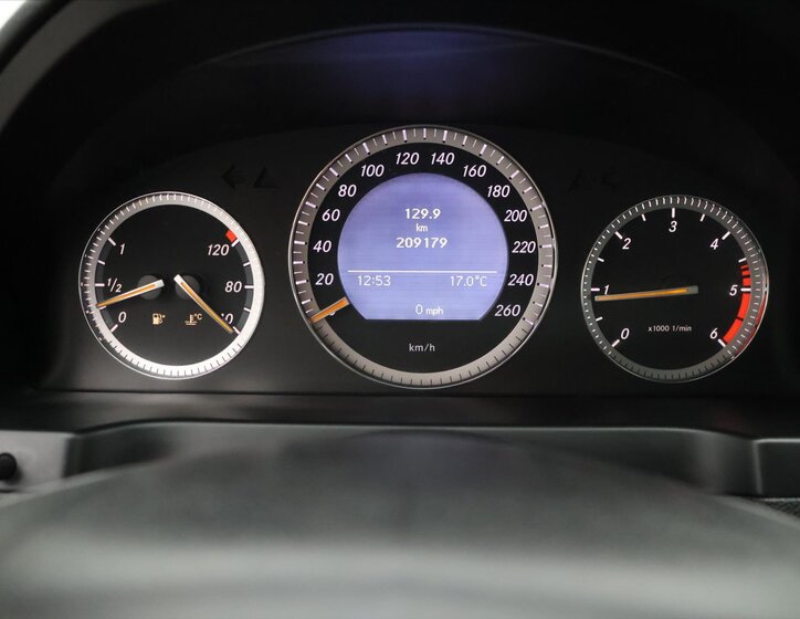 Mercedes-Benz Třídy C Sedan / Limuzína 2,1 l 125 kw