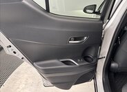 Toyota C-HR SUV / Terénní 2,0 l 135 kw