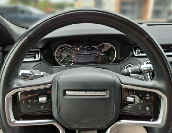 Land Rover Range Rover Velar SUV 2,0 l 150 kw