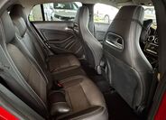 Mercedes-Benz CLA 12