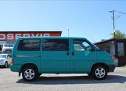 Volkswagen Caravelle 4