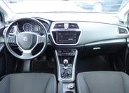 Suzuki S-Cross 17