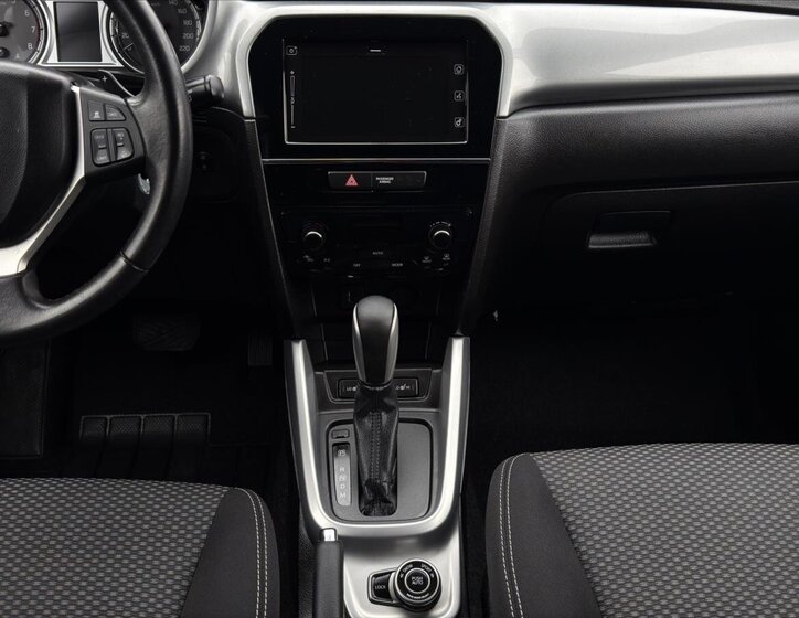 Suzuki Vitara SUV 1,6 l 88 kw